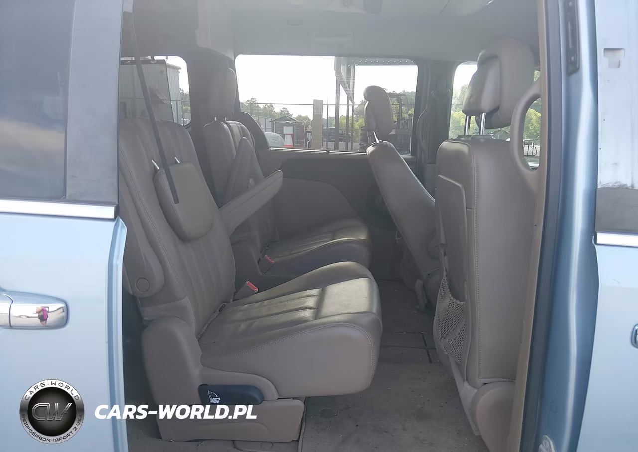 2013 Chrysler Town & Country Touring-L VIN:2C4RC1CG3DR807802 - 8