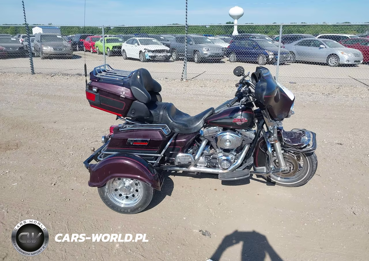 2006 Harley-Davidson Flhtcui VIN:1HD1FCW136Y702181 - 11