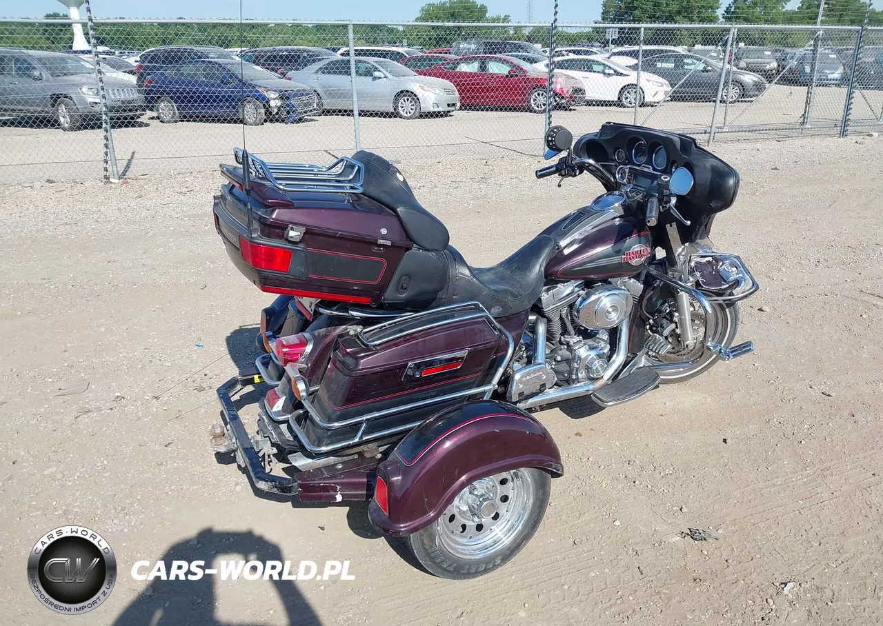 2006 Harley-Davidson Flhtcui VIN:1HD1FCW136Y702181 - 4