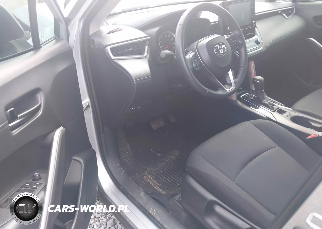2022 Toyota Corolla Cross Le VIN:7MUCAAAG2NV001544 - 5