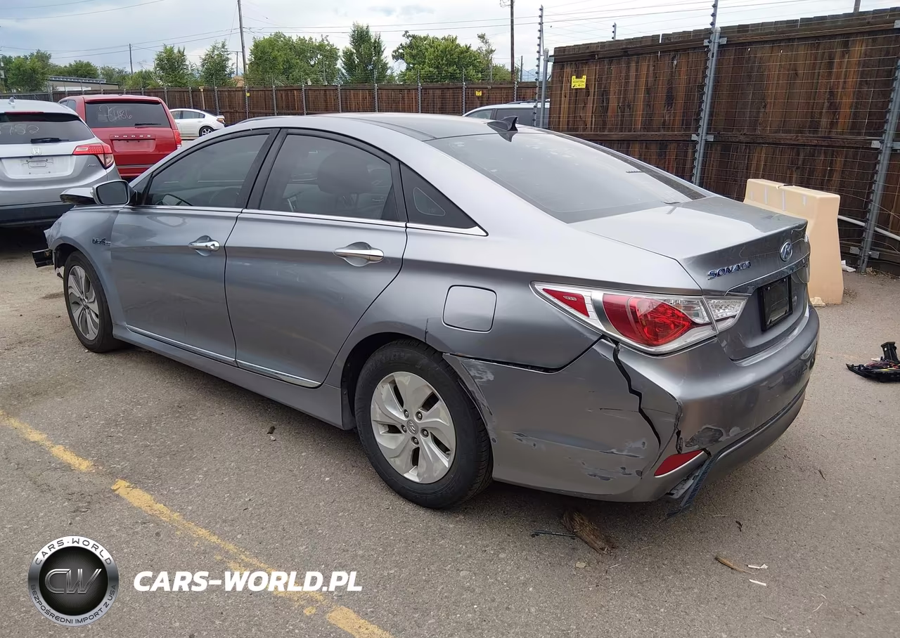 2014 Hyundai Sonata Hybrid Limited VIN:KMHEC4A41EA112521 - 3