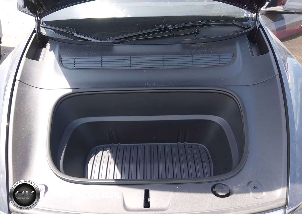 2026 Tesla Model Y All-Wheel Drive-Long Range Launch Series-Premium All-Wheel Drive VIN:7SAYGDEE6TF588098 - 10