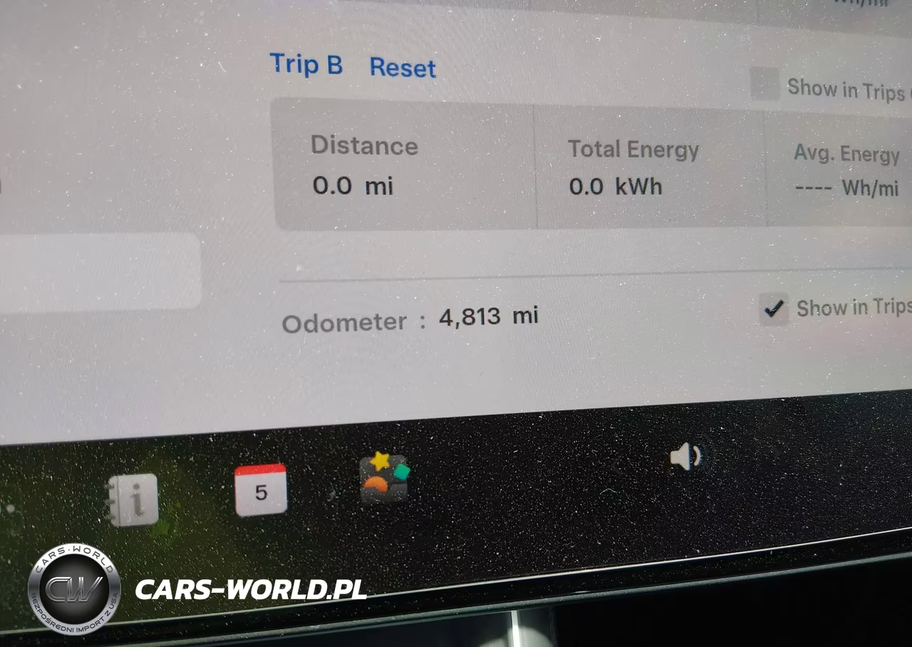 2026 Tesla Model Y All-Wheel Drive-Long Range Launch Series-Premium All-Wheel Drive VIN:7SAYGDEE6TF588098 - 15