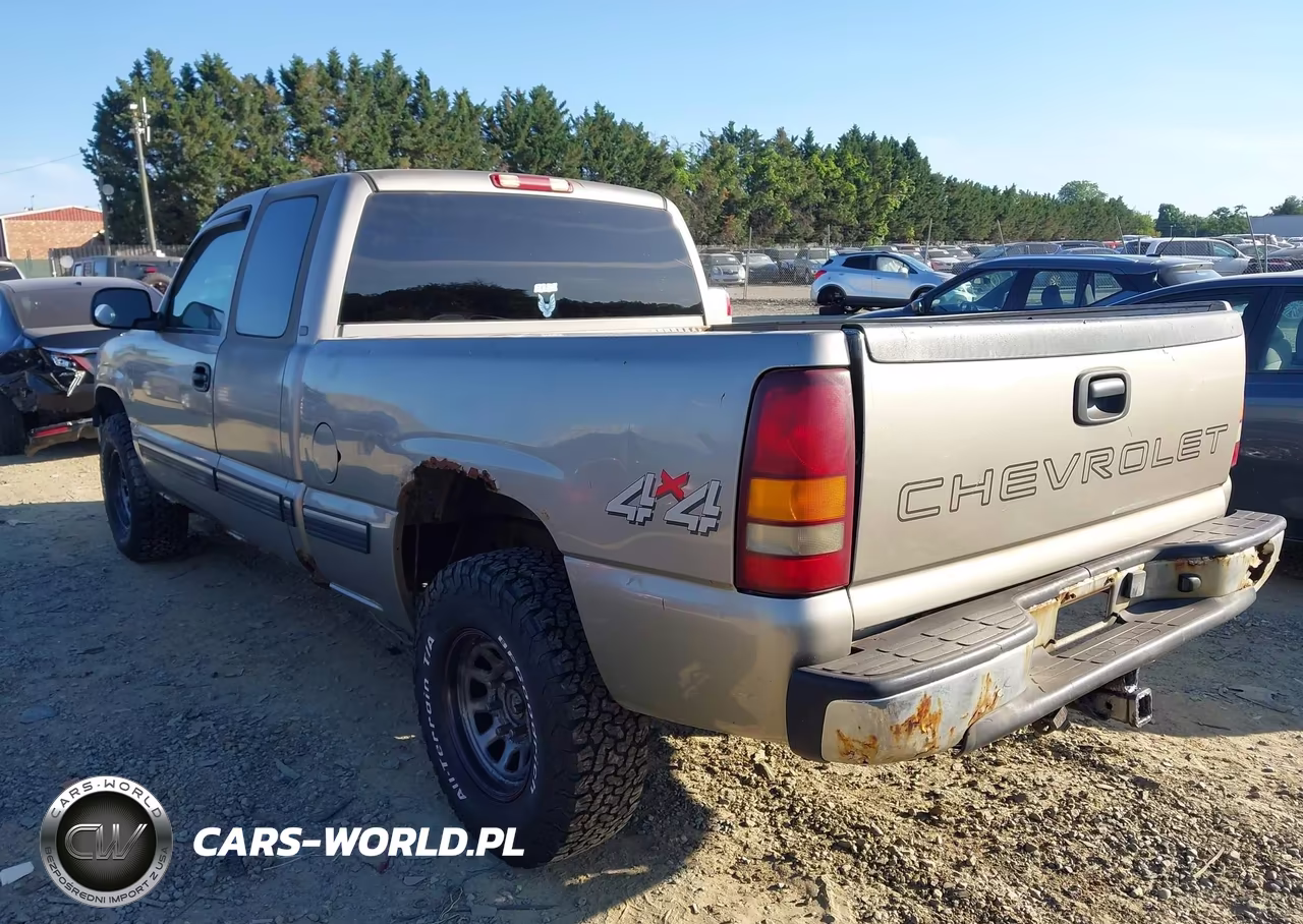 2001 Chevrolet Silverado 1500 VIN:2GCEK19V611276886 - 3