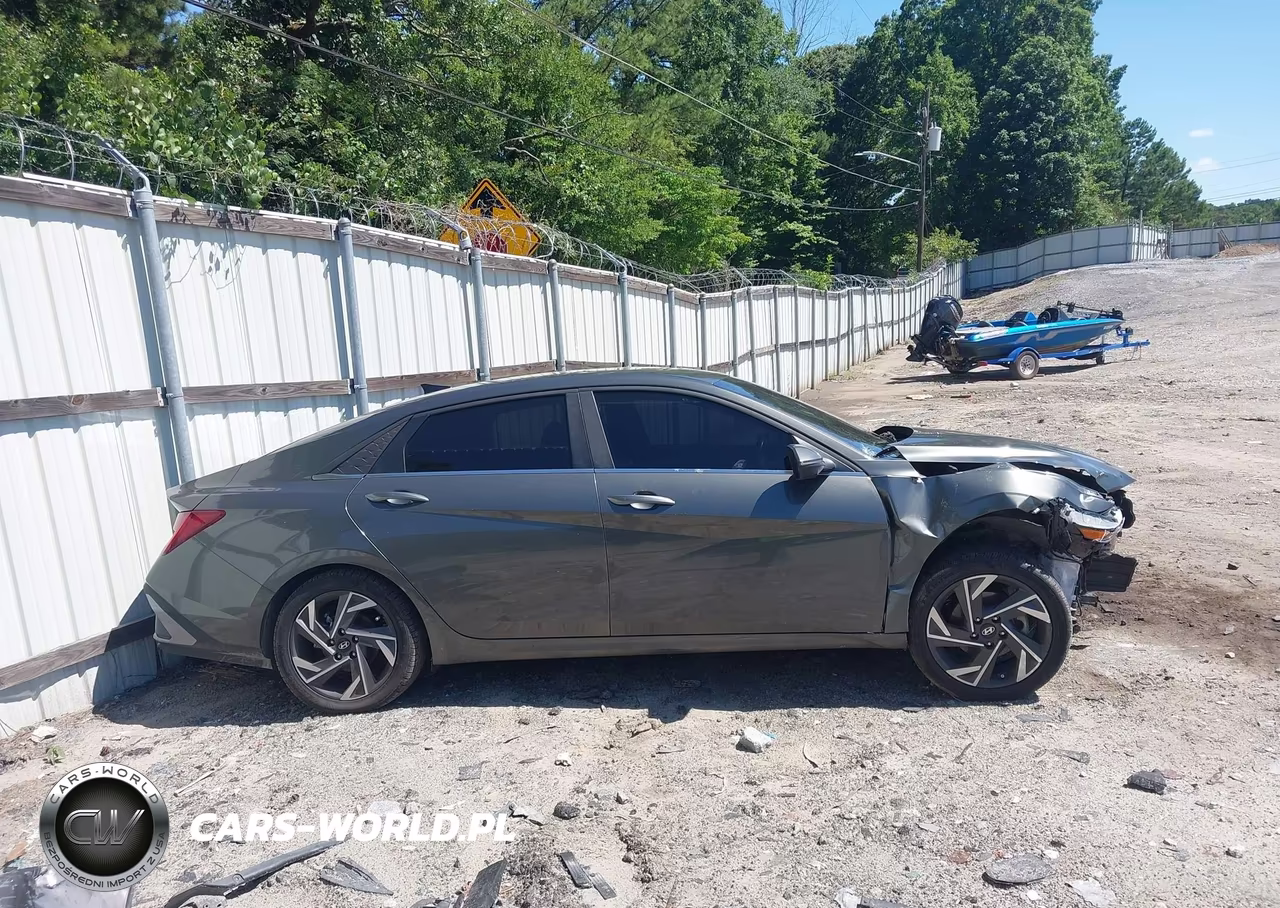 2024 Hyundai Elantra Limited VIN:KMHLP4DG5RU650421 - 13