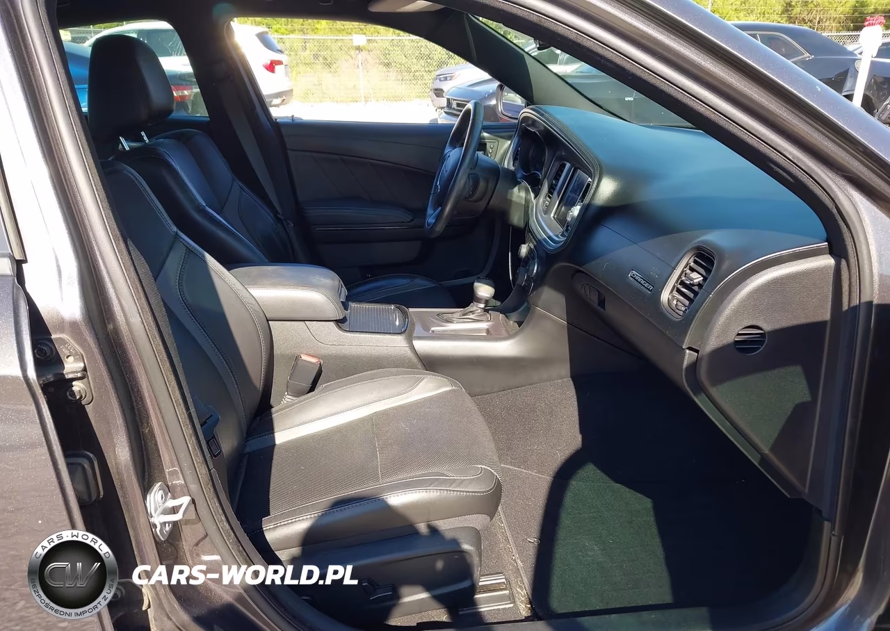 2019 Dodge Charger Sxt Rwd VIN:2C3CDXBG0KH591700 - 5