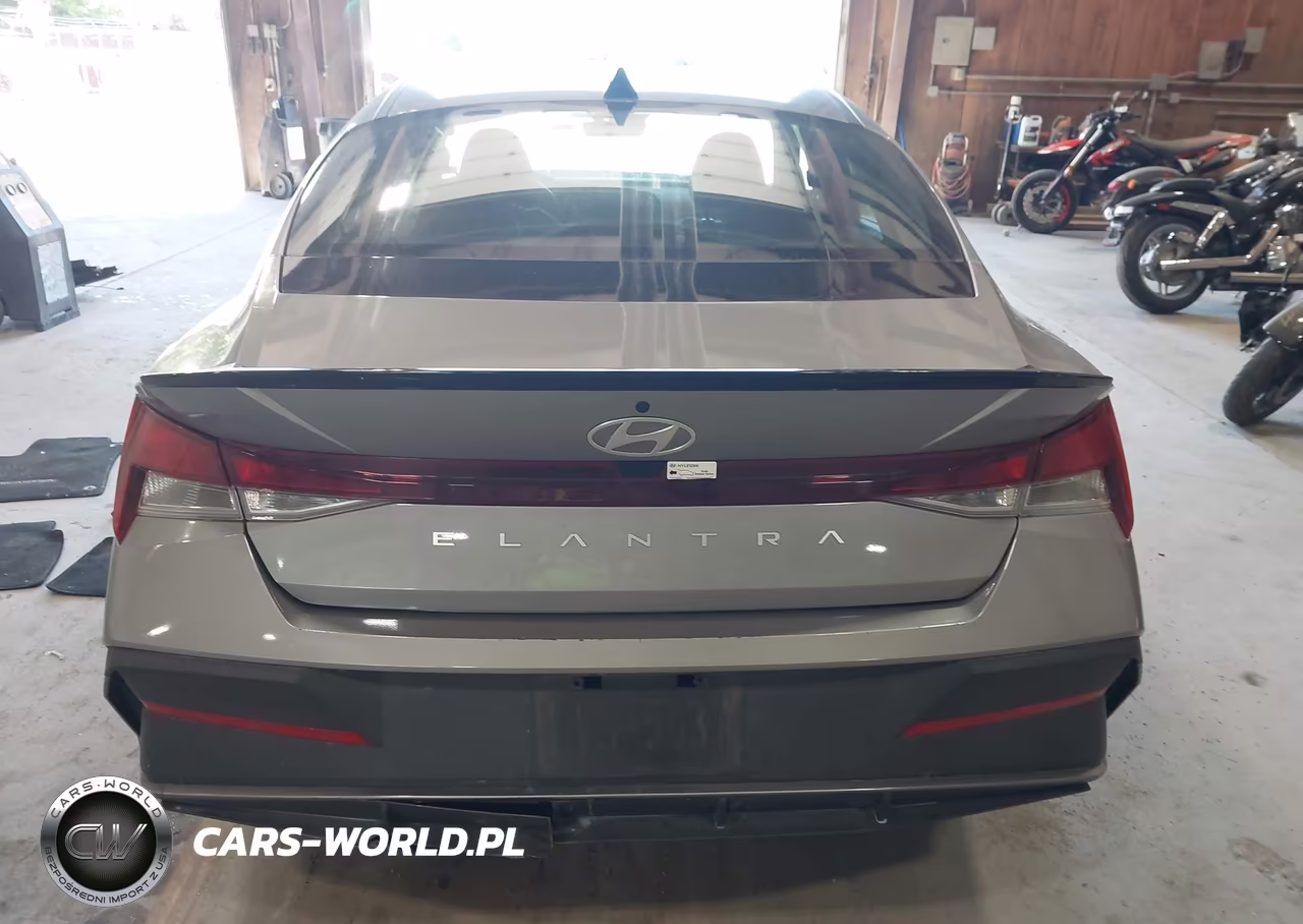 2025 Hyundai Elantra Sel Sport VIN:KMHLM4DG2SU883347 - 15