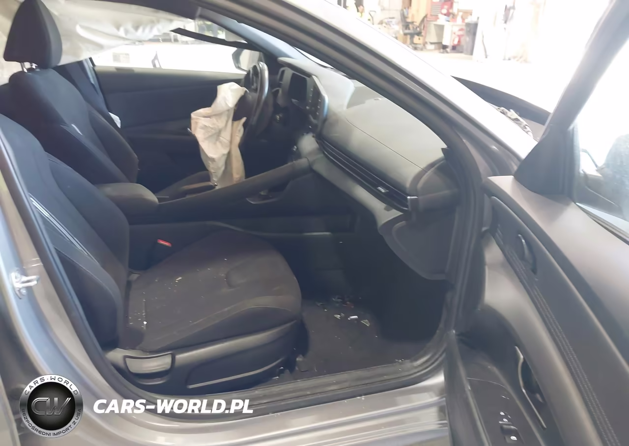 2025 Hyundai Elantra Sel Sport VIN:KMHLM4DG2SU883347 - 5