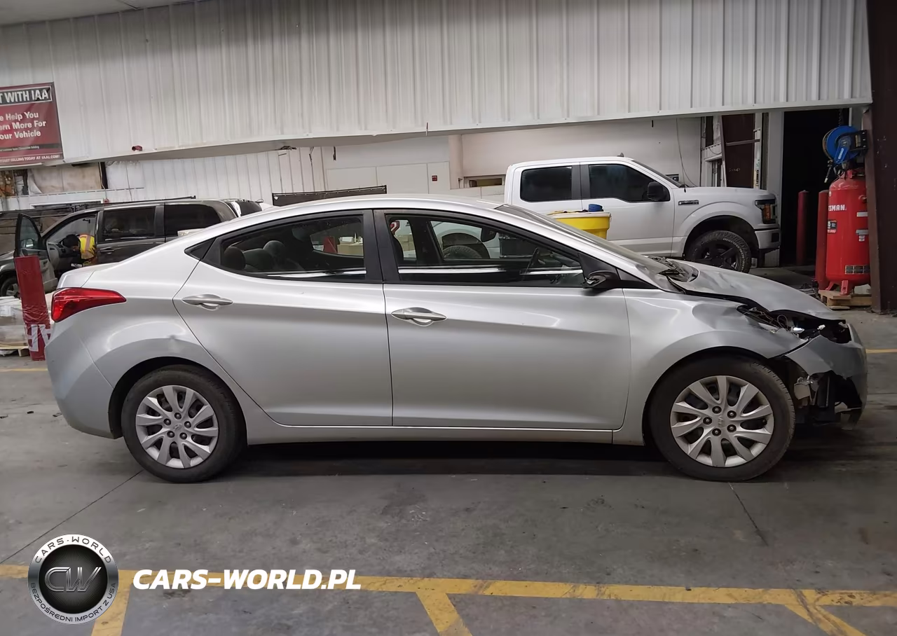 2013 Hyundai Elantra Gls VIN:5NPDH4AE2DH212094 - 13