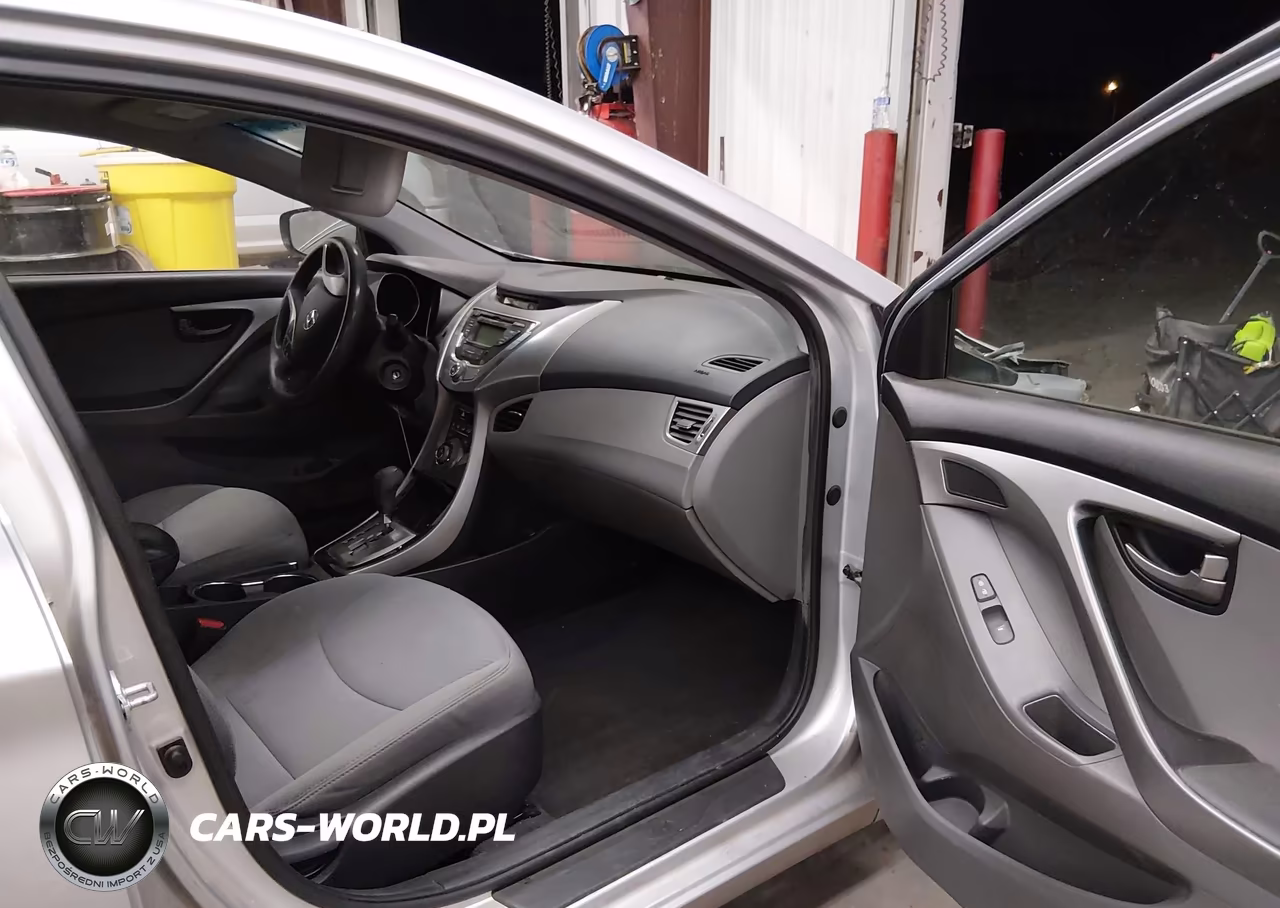 2013 Hyundai Elantra Gls VIN:5NPDH4AE2DH212094 - 5