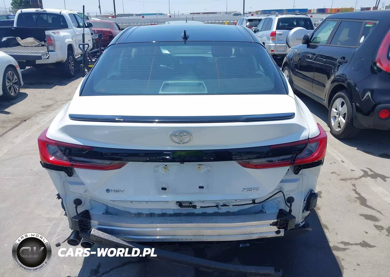 2025 Toyota Camry Xse VIN:4T1DAACK7SU025437 - 17