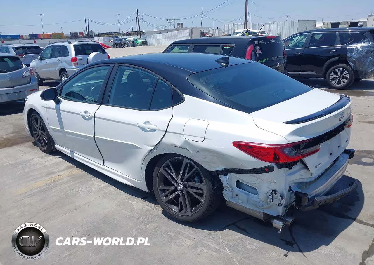 2025 Toyota Camry Xse VIN:4T1DAACK7SU025437 - 3