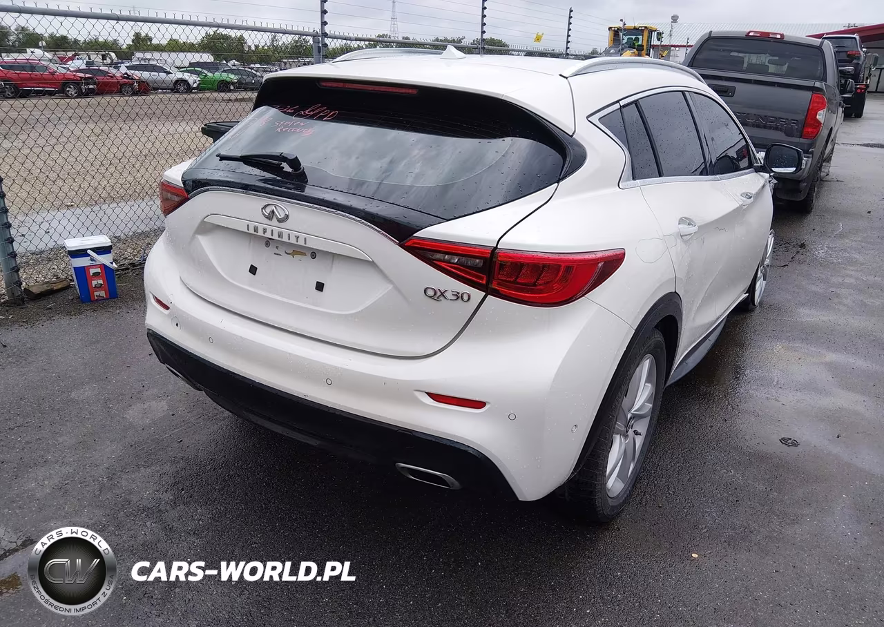2018 Infiniti Qx30 Premium VIN:SJKCH5CP8JA045398 - 4
