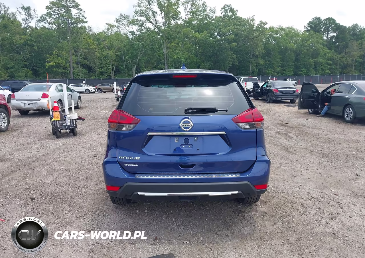 2018 Nissan Rogue S VIN:5N1AT2MT9JC745837 - 17