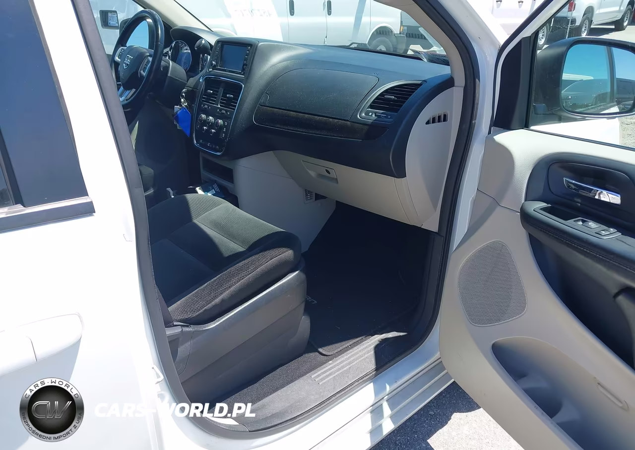 2017 Dodge Grand Caravan Se VIN:2C4RDGBG0HR724173 - 5