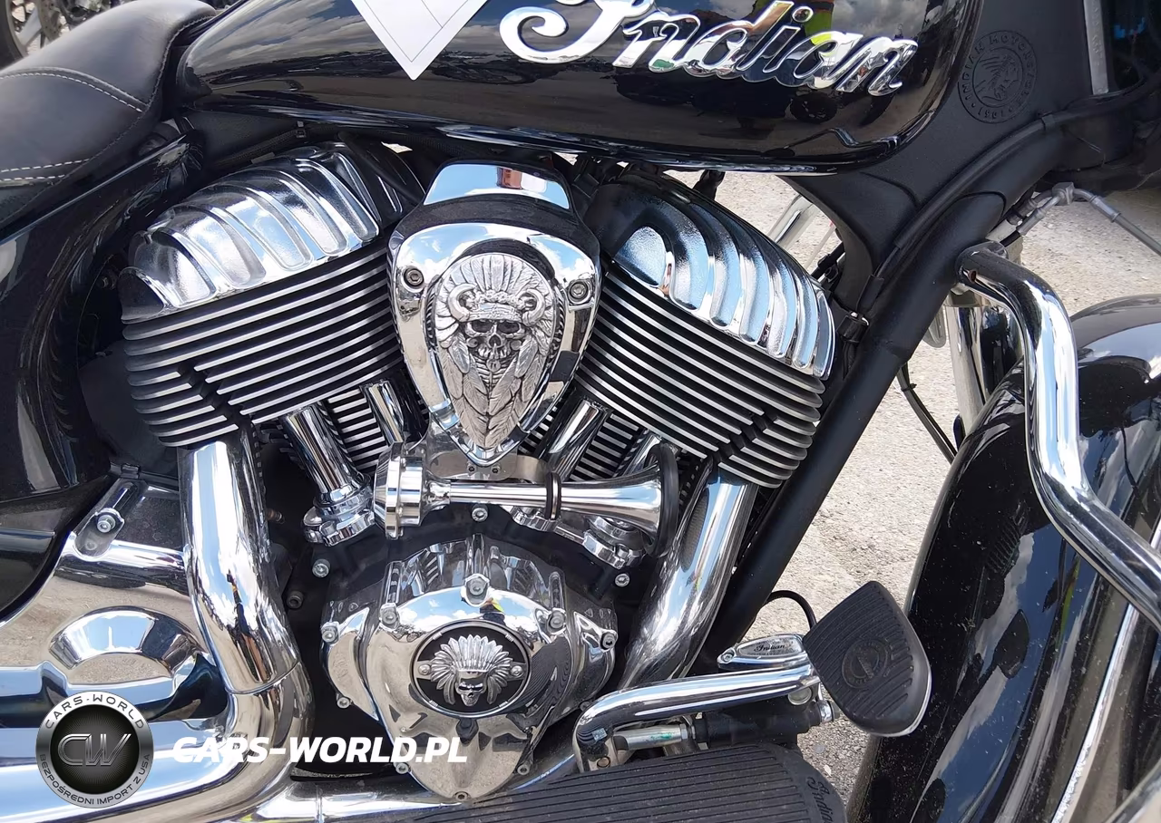 2019 Indian Motorcycle Co. Springfield VIN:56KTHAAA4K3376117 - 8