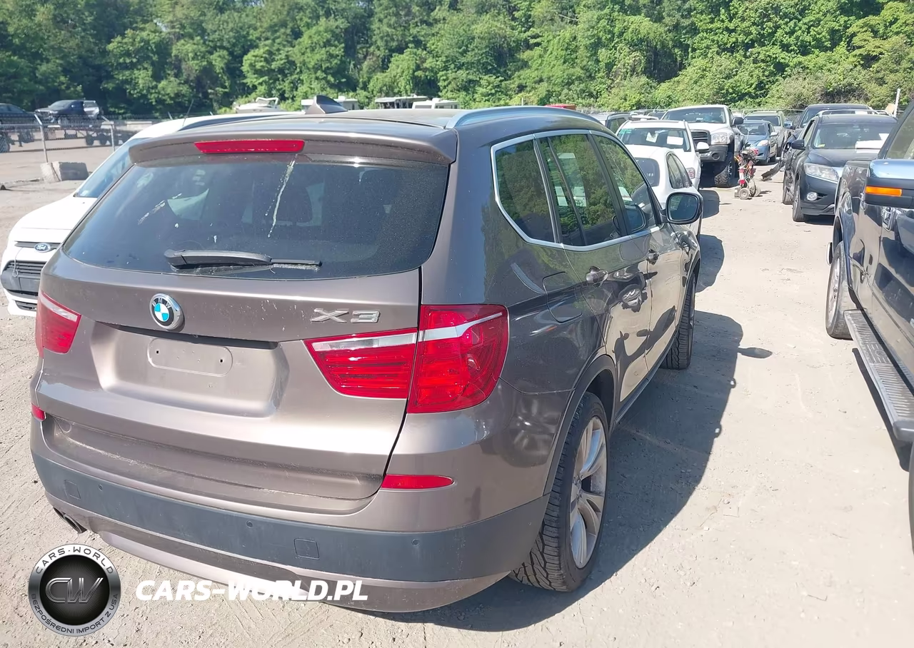 2012 BMW X3 xDrive35I VIN:5UXWX7C51CL737604 - 4