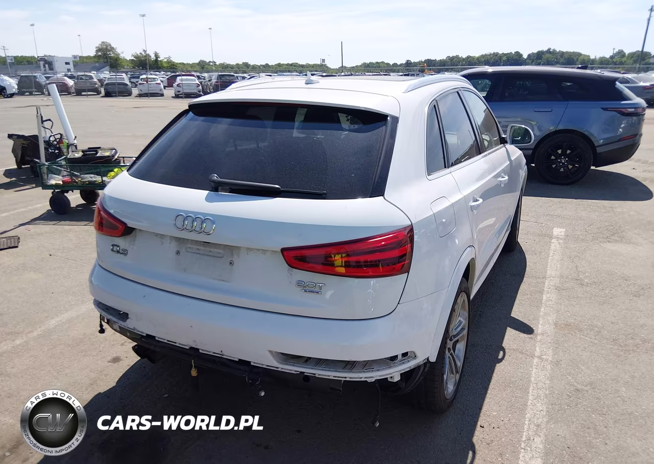 2015 Audi Q3 2.0T Premium Plus VIN:WA1GFCFS6FR003832 - 4