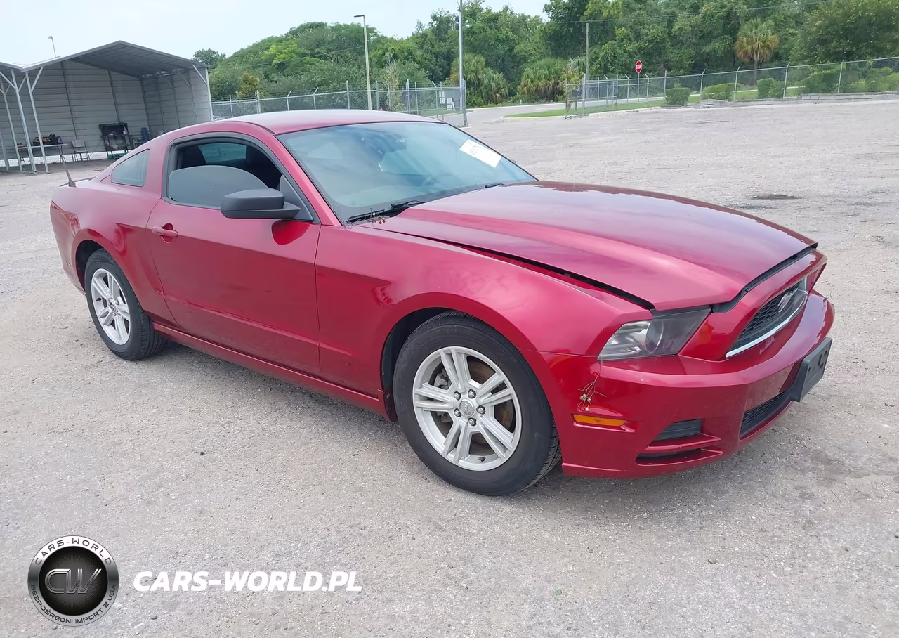 2014 Ford Mustang V6