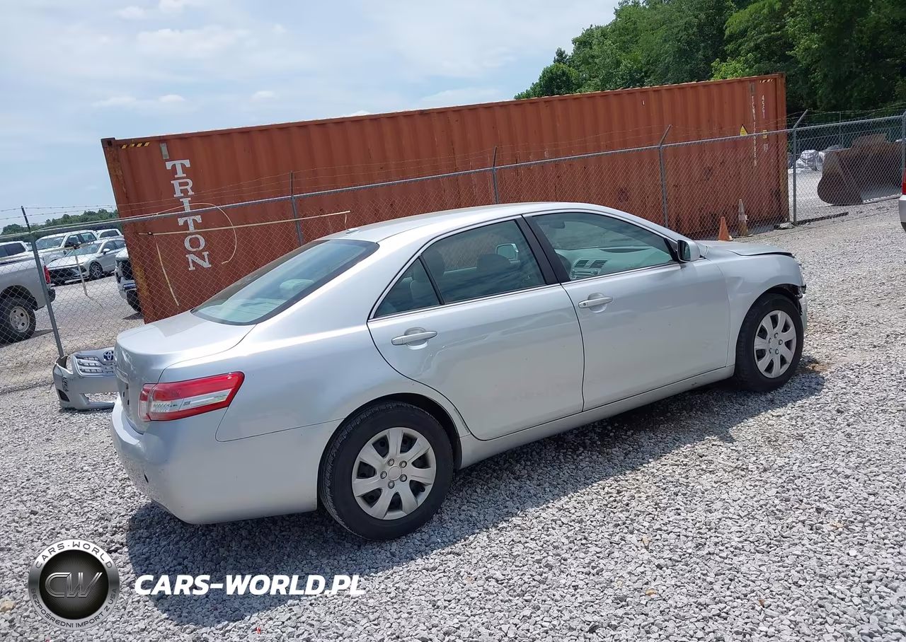 2011 Toyota Camry VIN:4T1BF3EK5BU753890 - 4