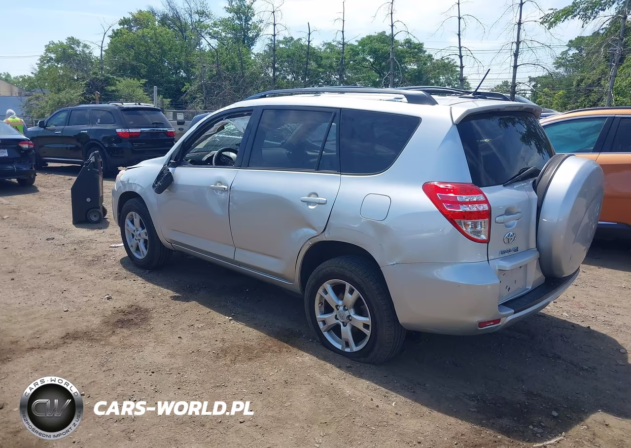 2011 Toyota Rav4 VIN:2T3BF4DV9BW095998 - 3