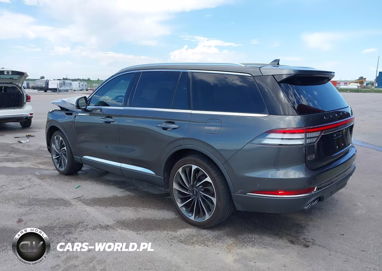 2020 Lincoln Aviator Reserve VIN:5LM5J7XC3LGL18498 - 3
