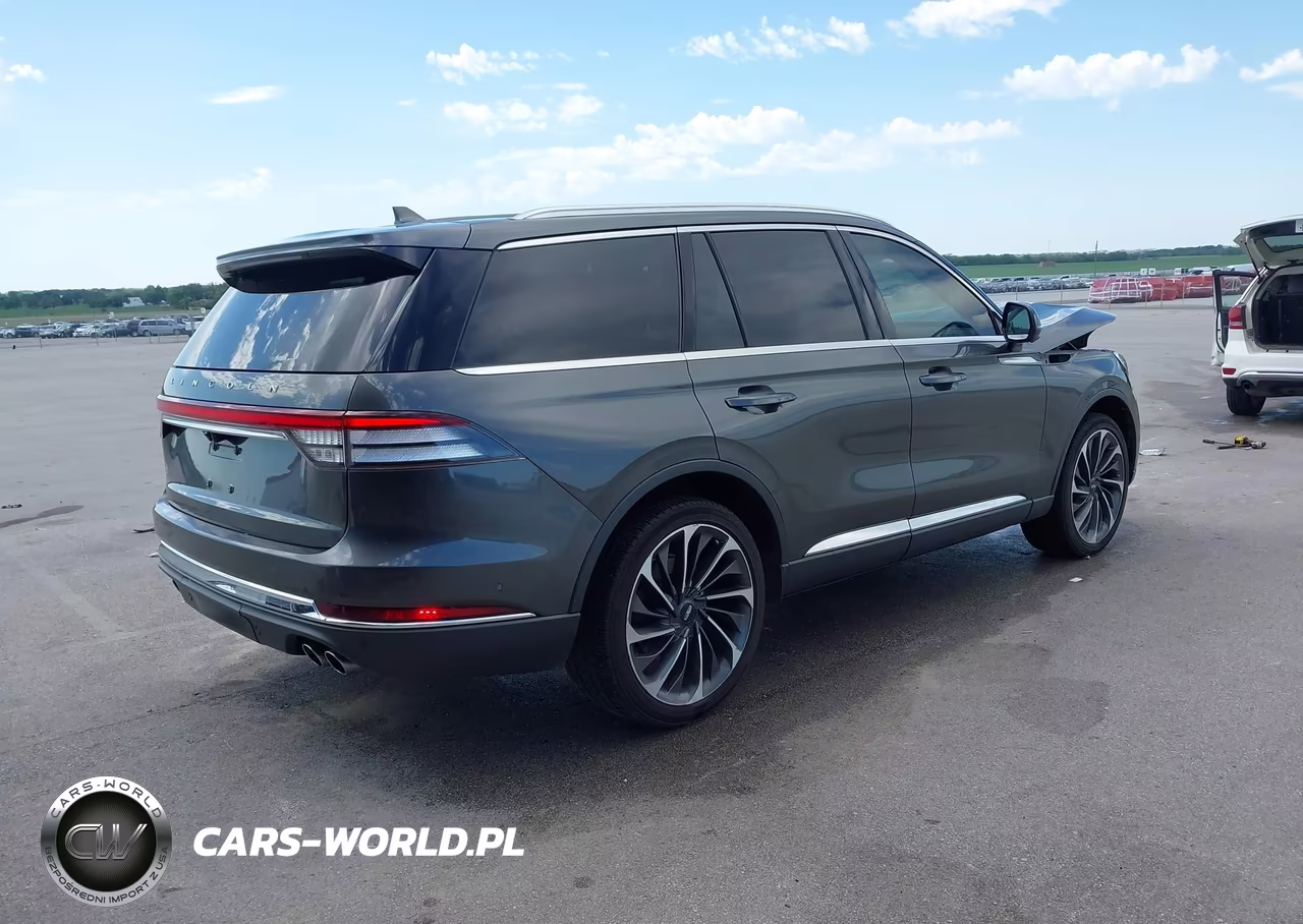 2020 Lincoln Aviator Reserve VIN:5LM5J7XC3LGL18498 - 4