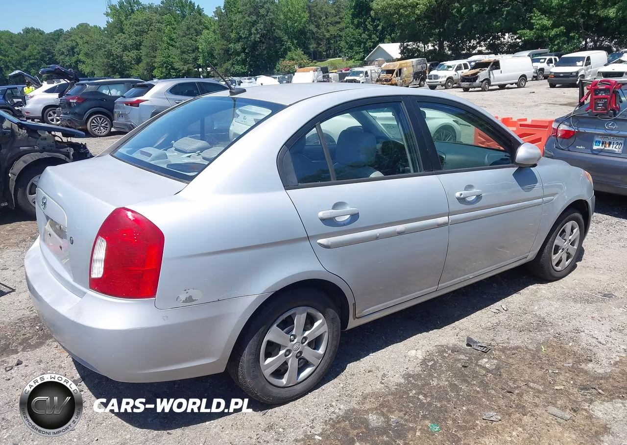 2011 Hyundai Accent Gls VIN:KMHCN4AC9BU609562 - 4