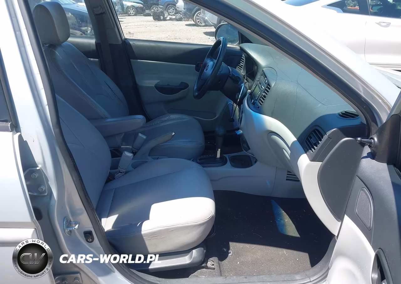 2011 Hyundai Accent Gls VIN:KMHCN4AC9BU609562 - 5