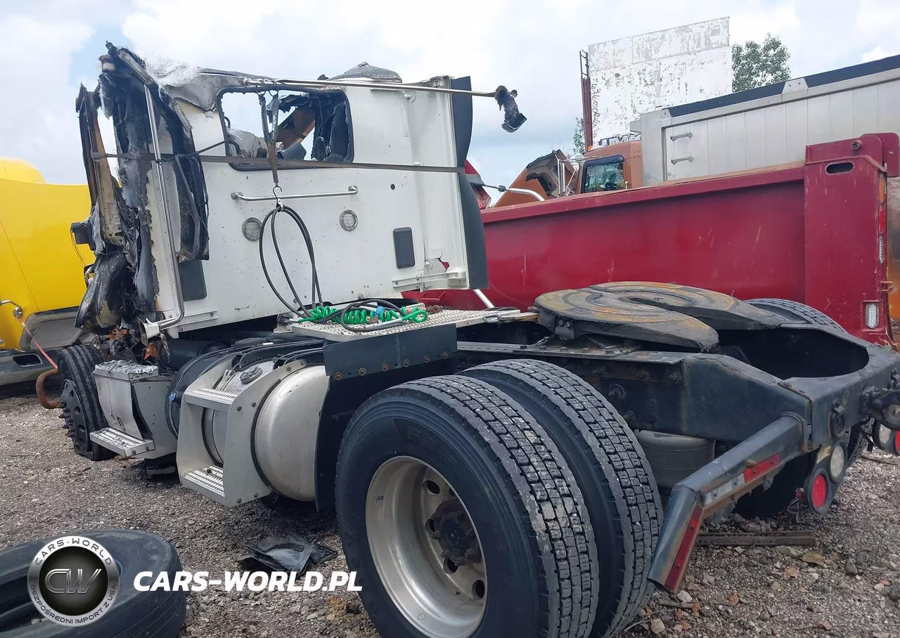 2018 Peterbilt 579 VIN:1XPBA48X5JD492807 - 3