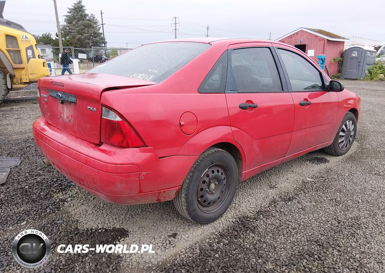 2005 Ford Focus Zx4 VIN:1FAFP34N15W266831 - 4