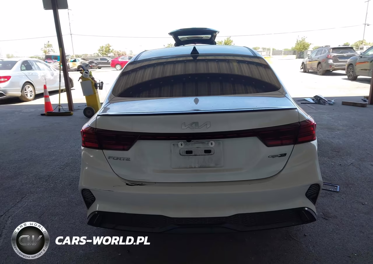 2023 Kia Forte Gt-Line VIN:3KPF54AD1PE574614 - 16