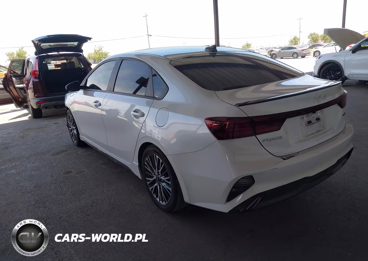 2023 Kia Forte Gt-Line VIN:3KPF54AD1PE574614 - 3