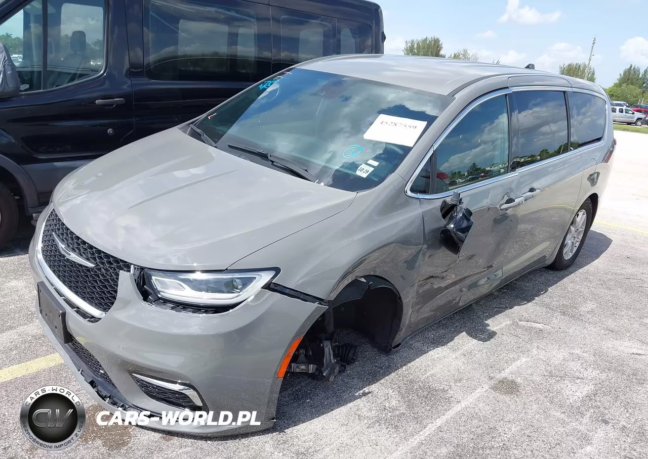 2025 Chrysler Pacifica Select VIN:2C4RC1BG7SR504911 - 6