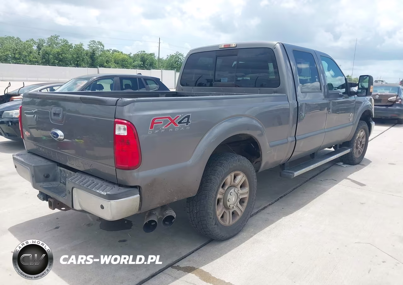 2013 Ford F-250 Lariat VIN:1FT7W2BT2DEB50605 - 4