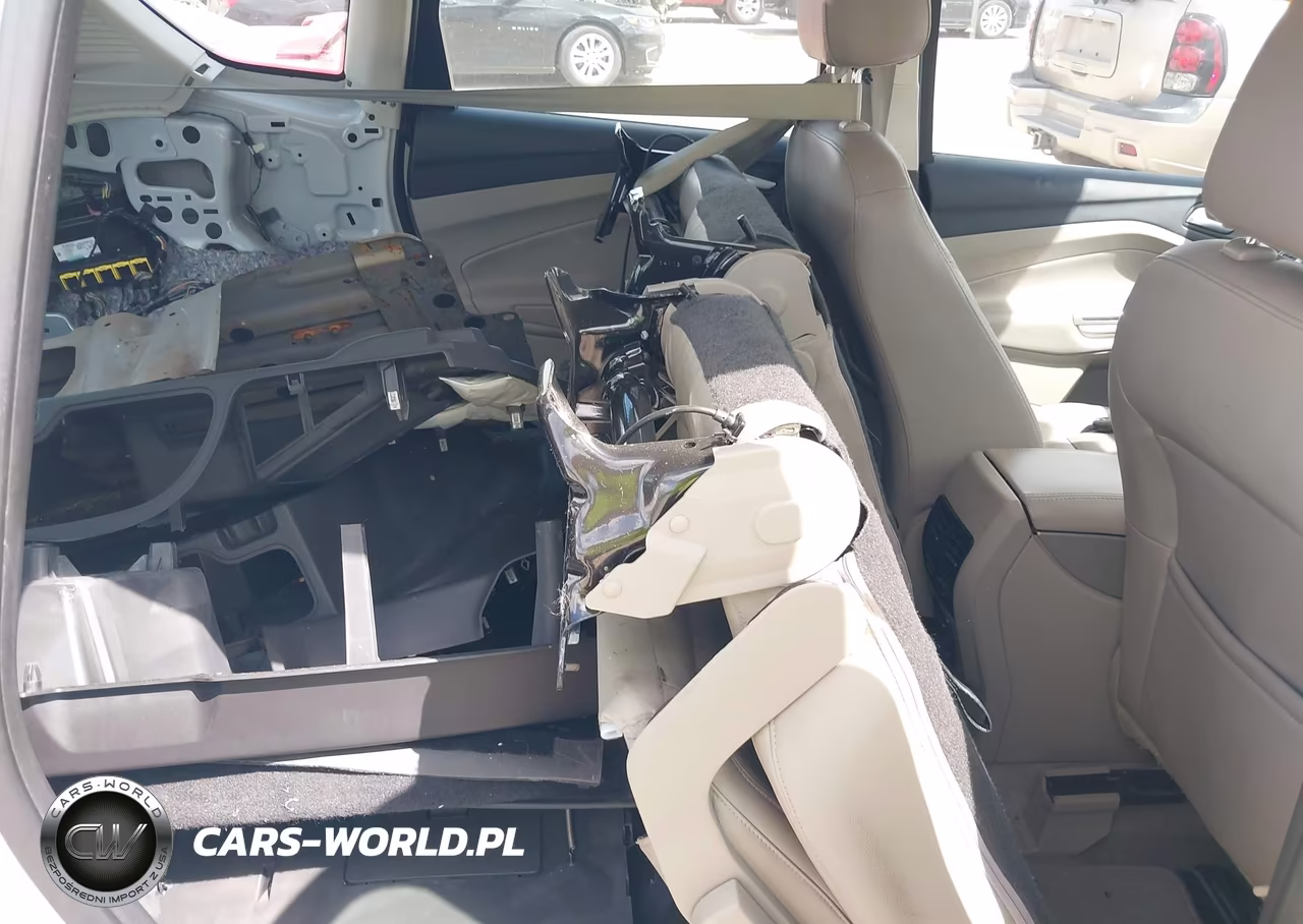 2013 Ford C-Max Hybrid Sel VIN:1FADP5BUXDL544316 - 8