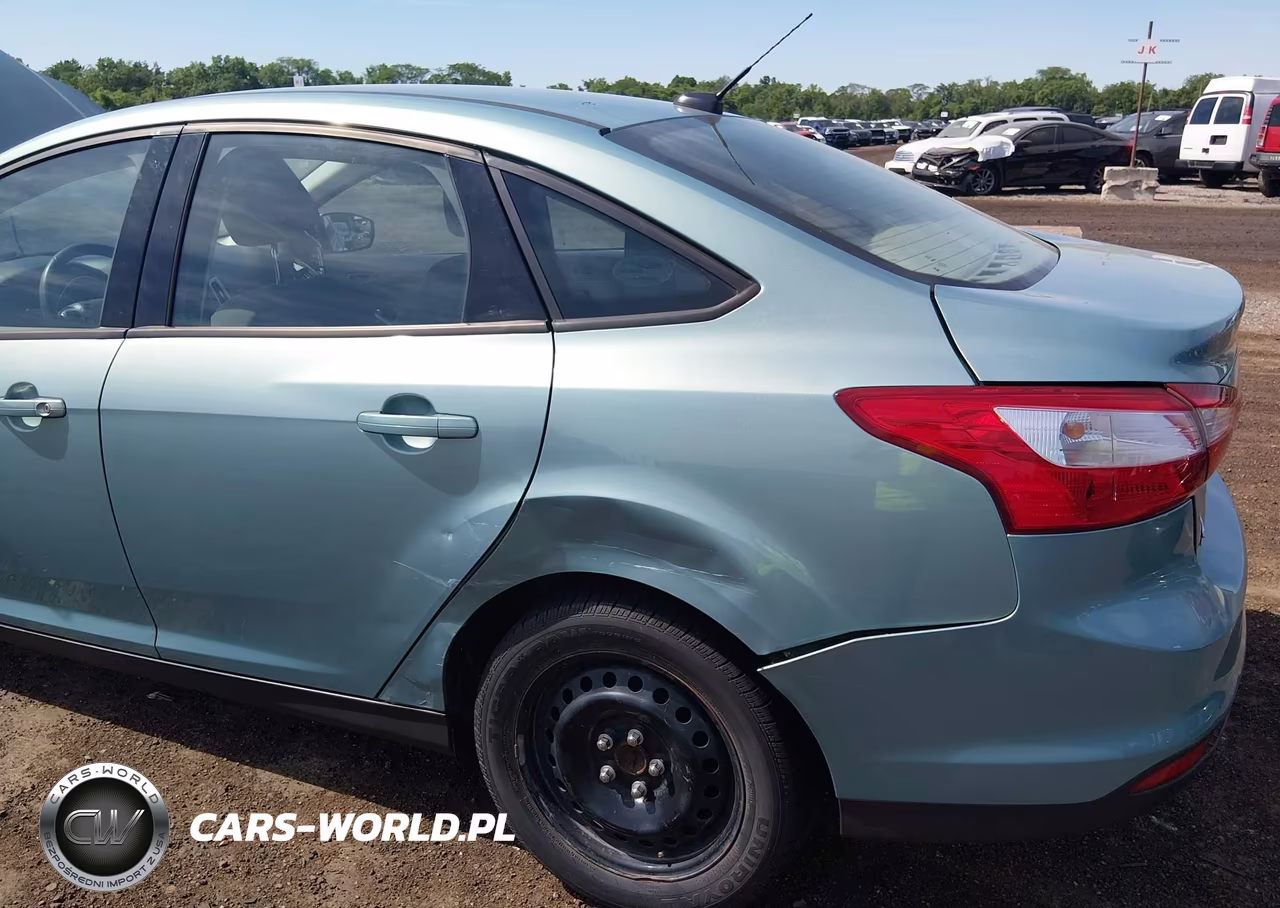 2012 Ford Focus Se VIN:1FAHP3F28CL277691 - 6