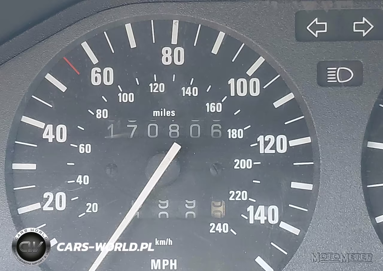 1988 BMW 325 Automatic VIN:WBAAB6401J8228259 - 14