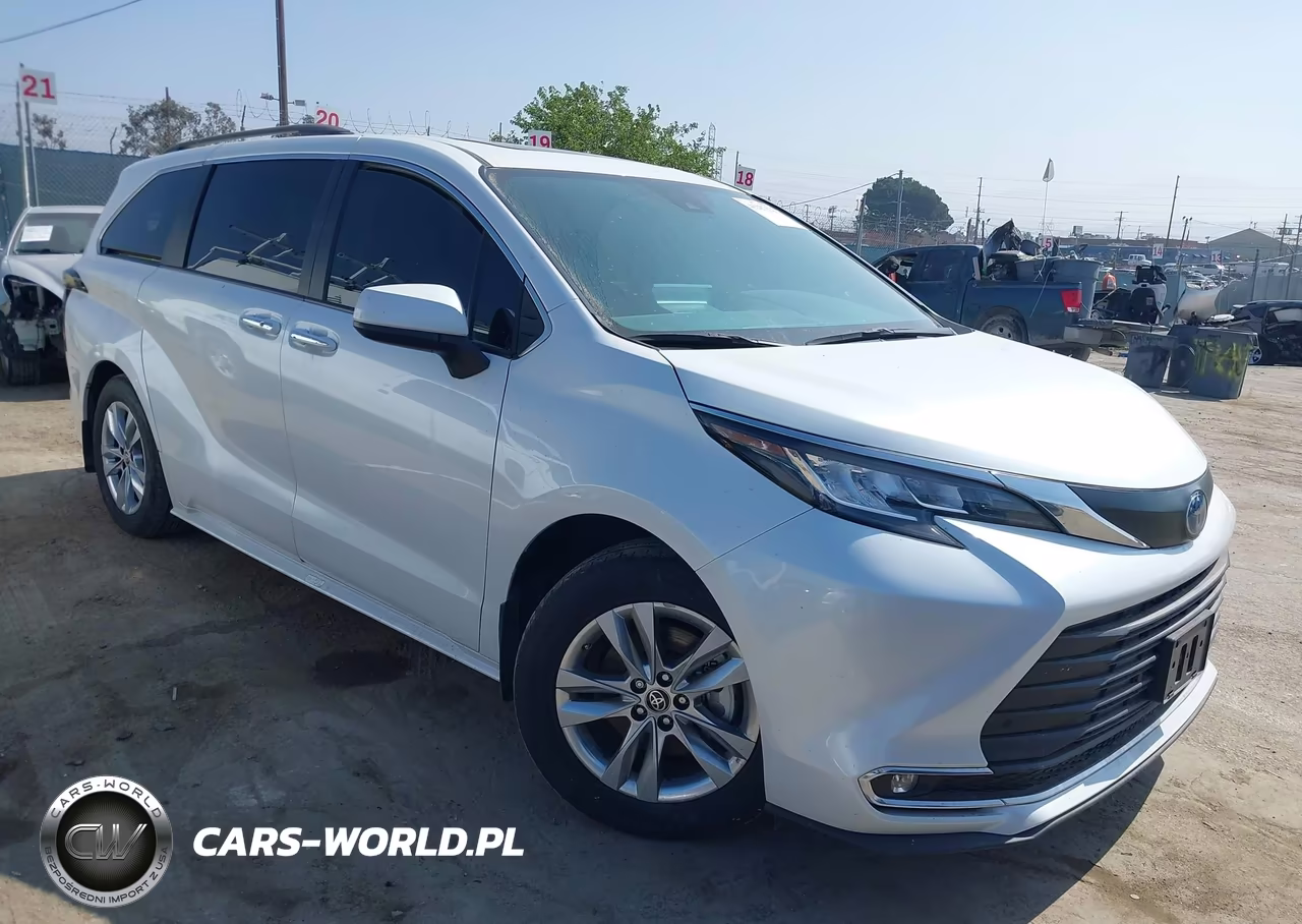 2023 Toyota Sienna Xle – zdjęcie 1 z 16