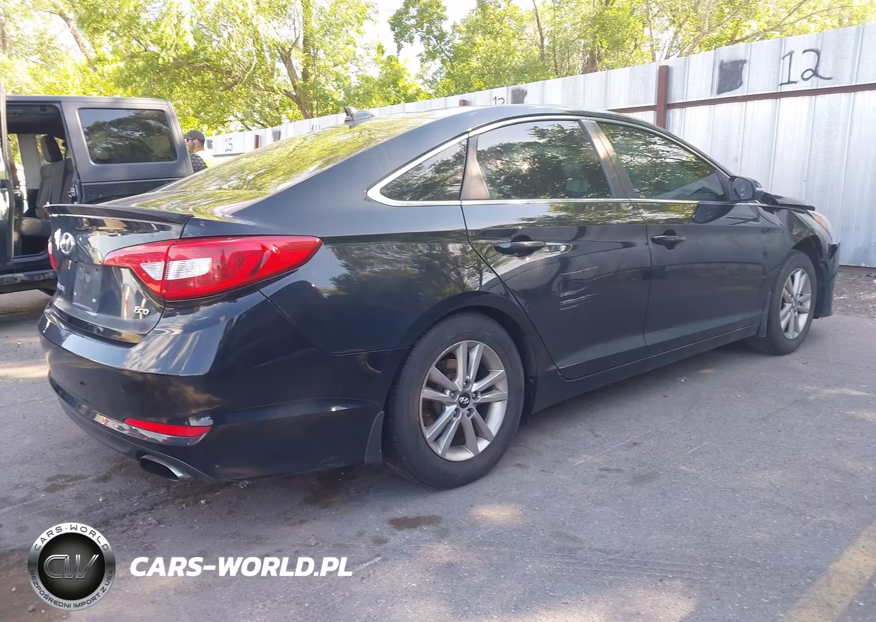 2016 Hyundai Sonata Eco VIN:5NPE24AA5GH399824 - 4