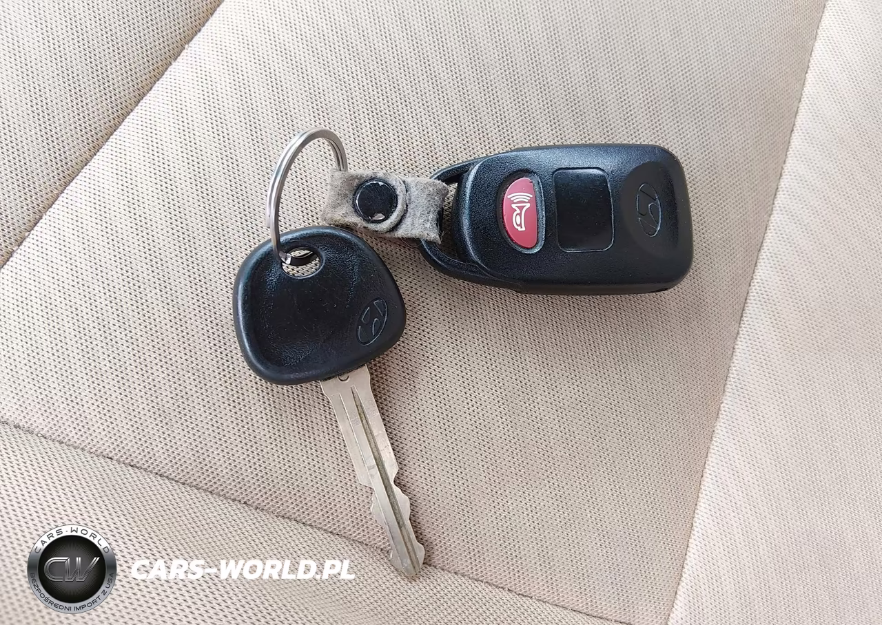 2013 Hyundai Elantra Gls VIN:5NPDH4AE4DH449976 - 11