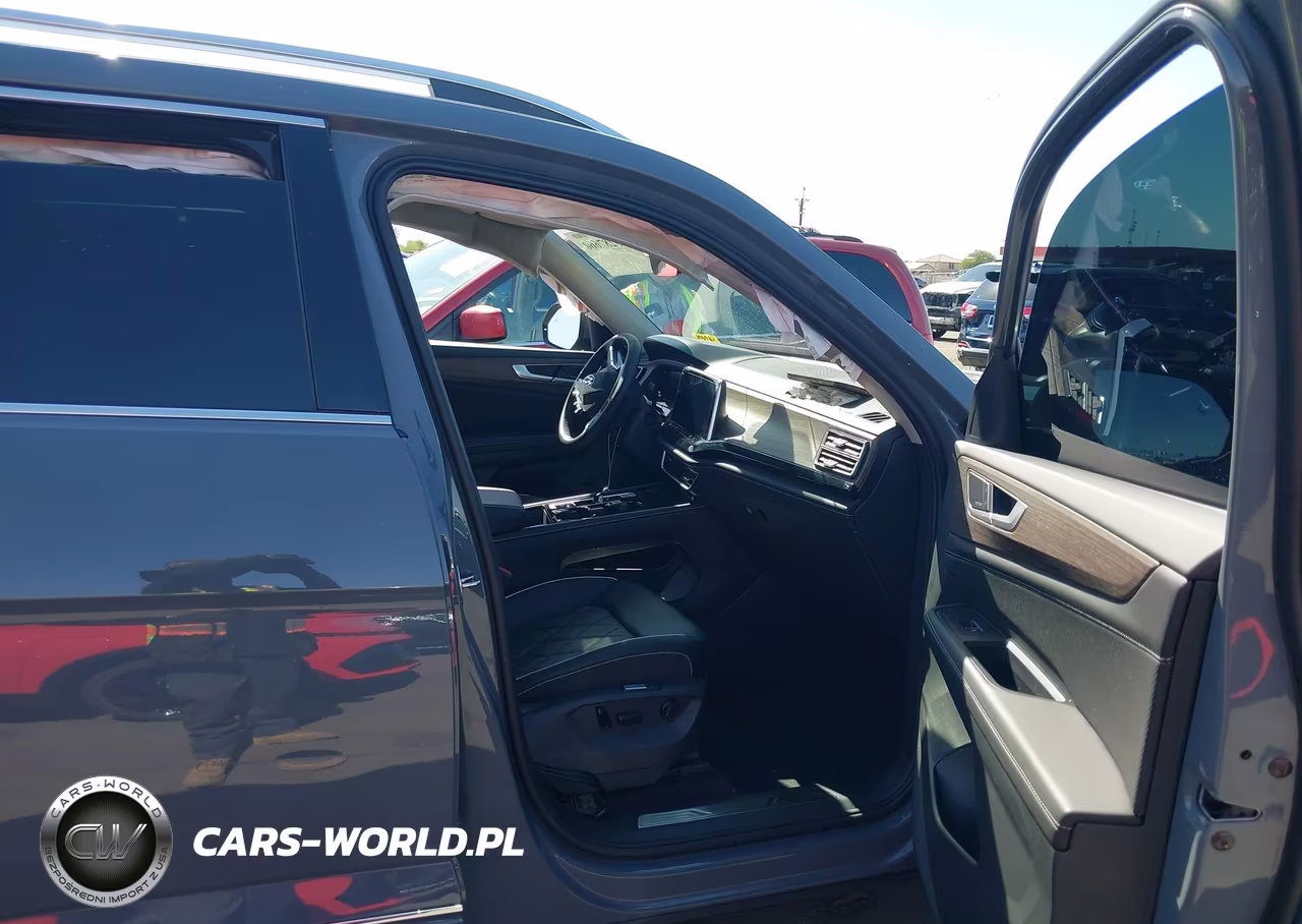 2026 Volkswagen Atlas Sel Premium R-Line VIN:1V2FN2CAXTC504018 - 5