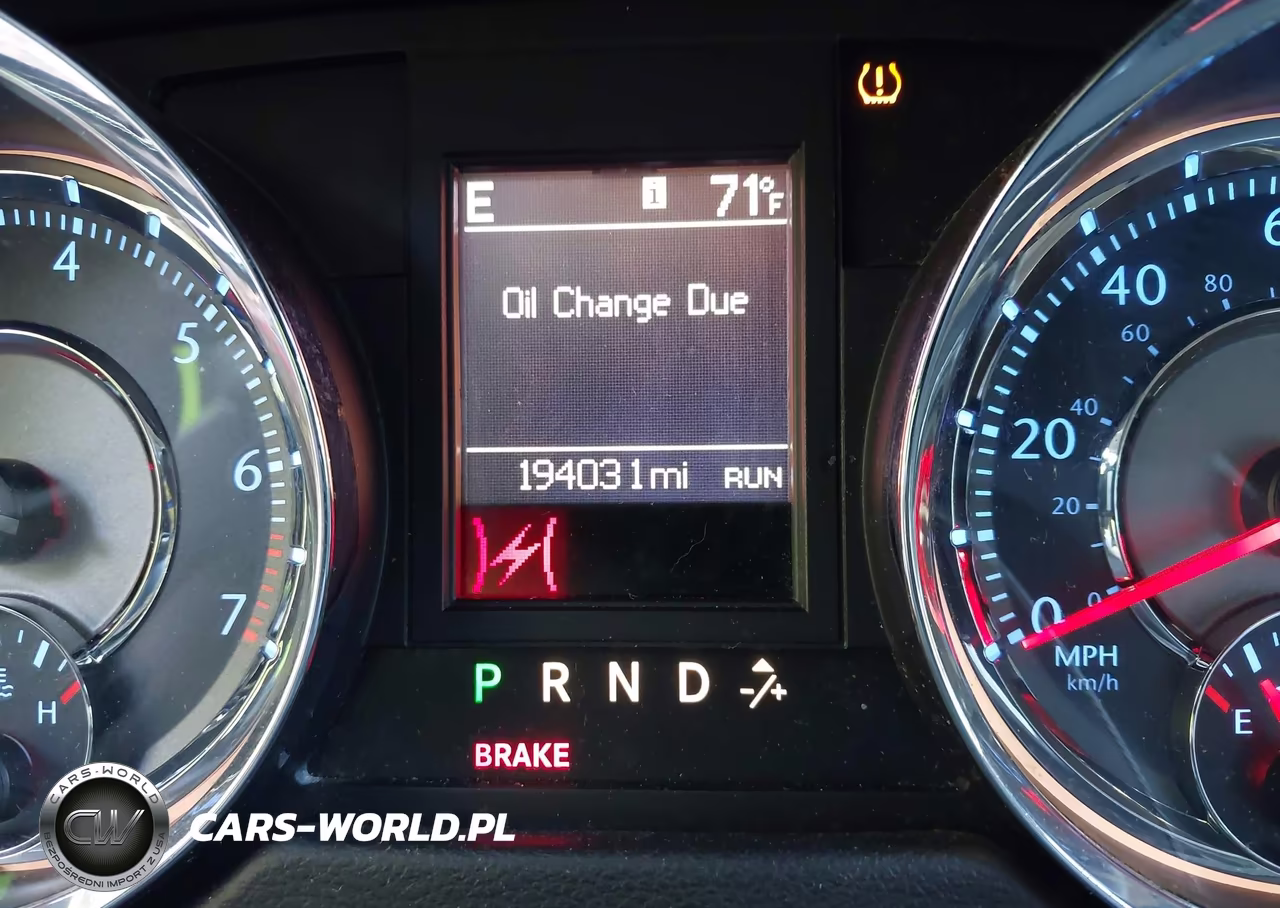 2016 Chrysler Town & Country Touring VIN:2C4RC1BG7GR252410 - 15