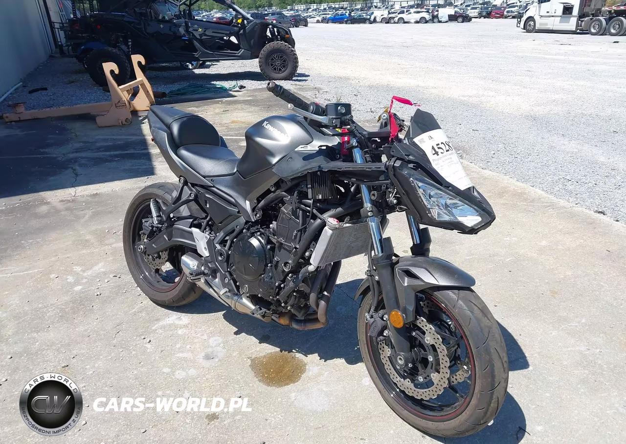 2022 Kawasaki Ex650 N