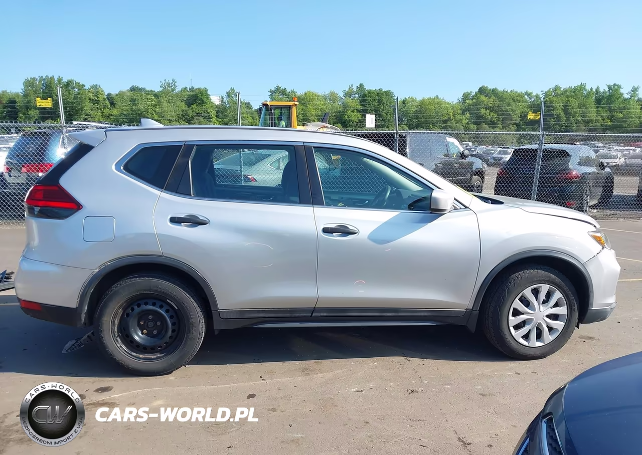 2017 Nissan Rogue S VIN:5N1AT2MV5HC736337 - 13