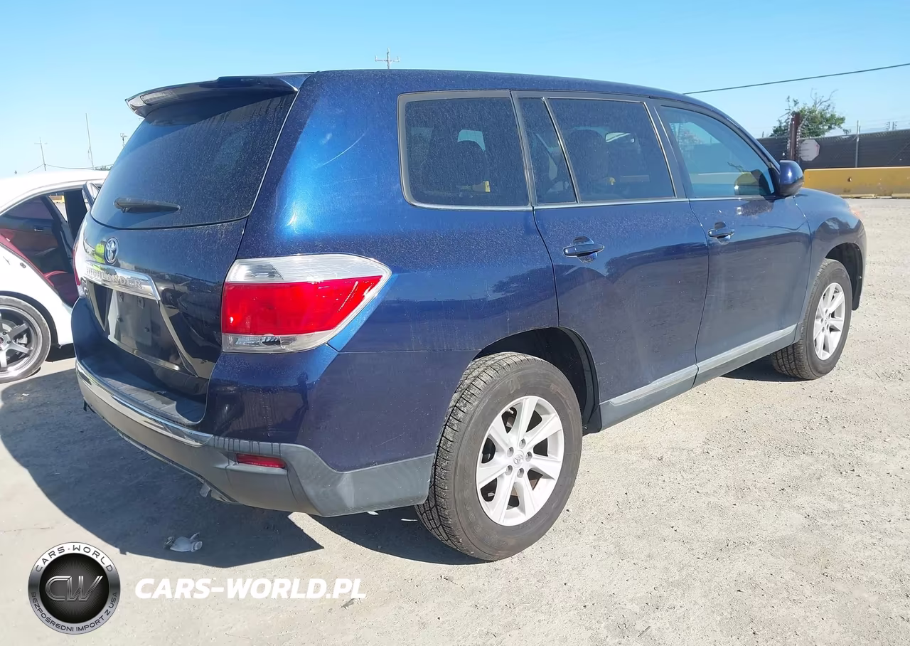 2013 Toyota Highlander VIN:5TDZA3EH2DS044170 - 4