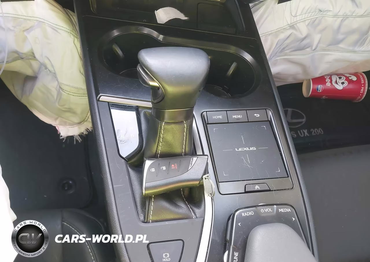 2022 Lexus Ux 200 VIN:JTHX3JBH5N2045945 - 11