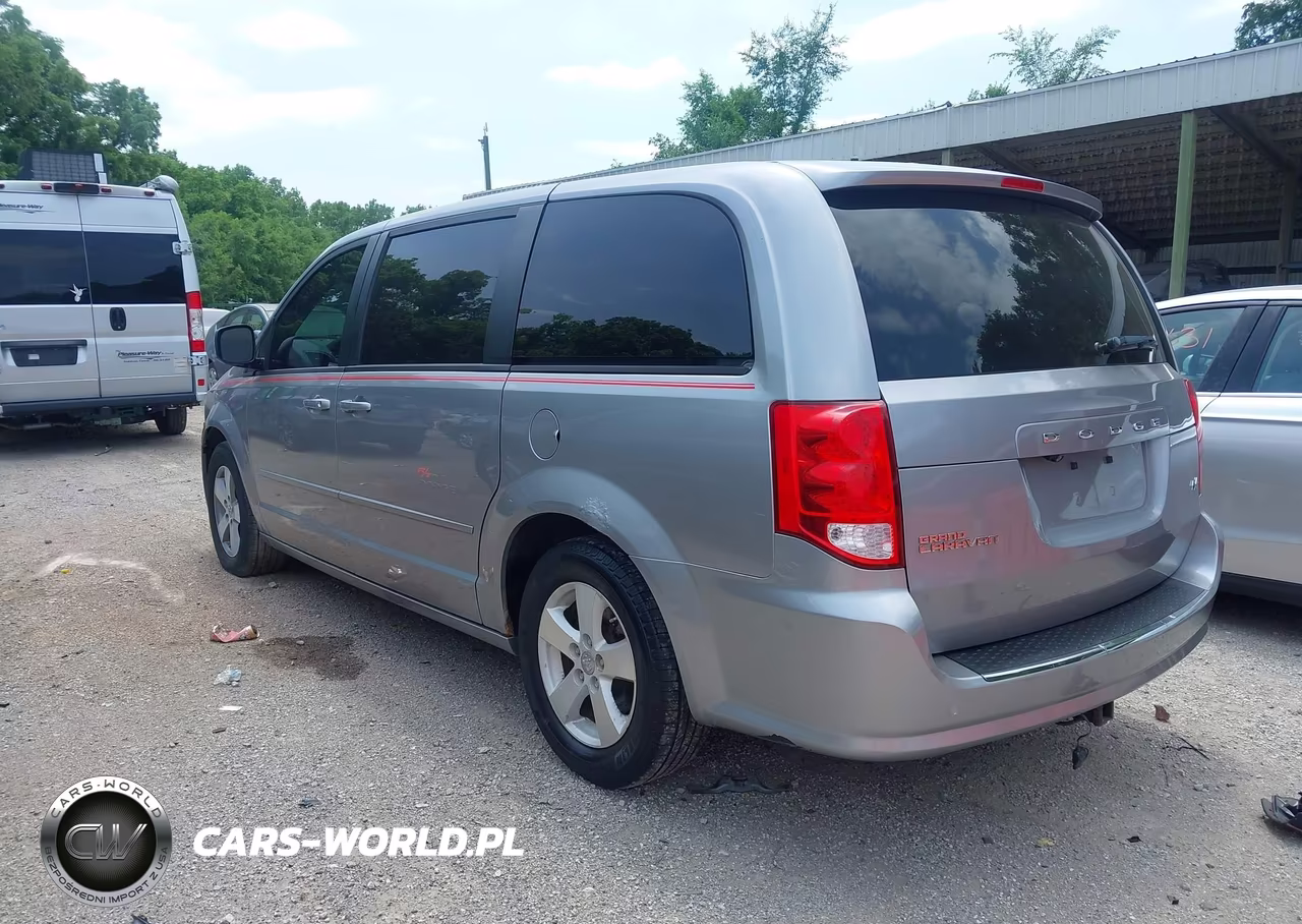 2014 Dodge Grand Caravan R-T VIN:2C4RDGEG2ER104447 - 3