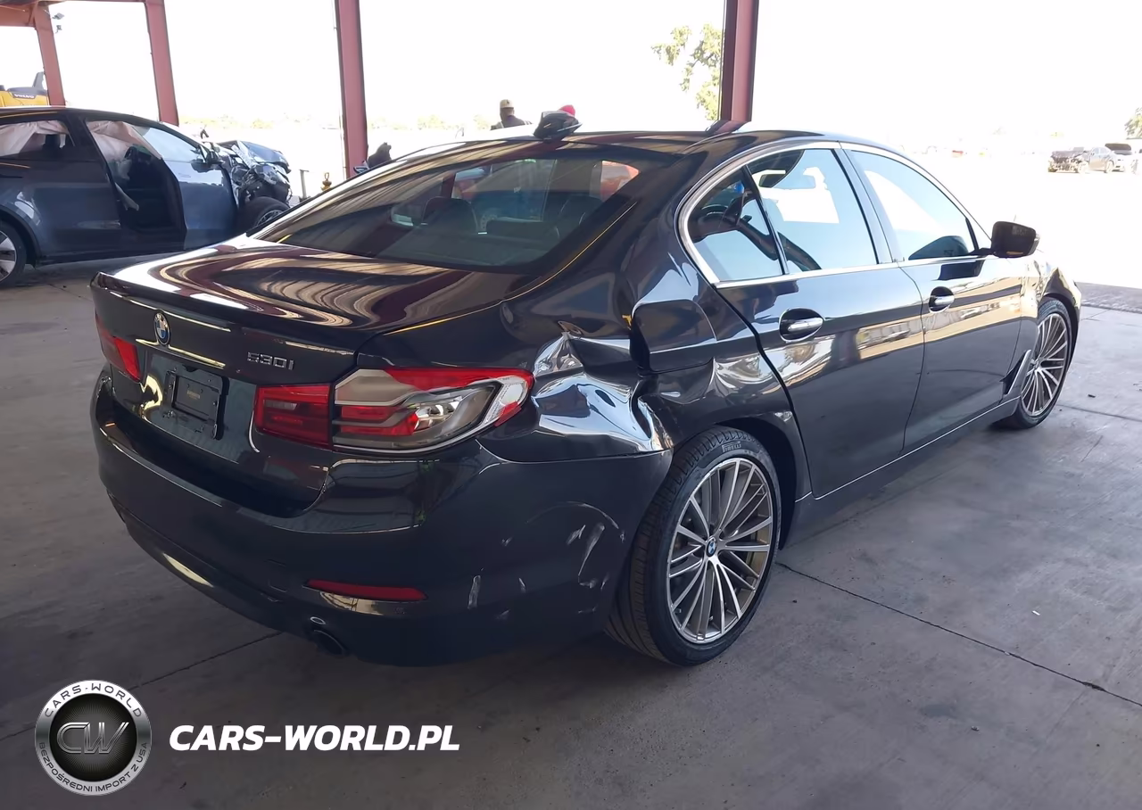 2018 BMW 530I VIN:WBAJA5C54JWA57709 - 4