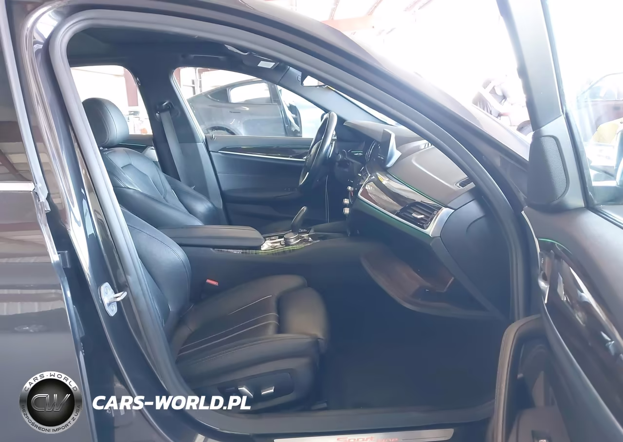 2018 BMW 530I VIN:WBAJA5C54JWA57709 - 5